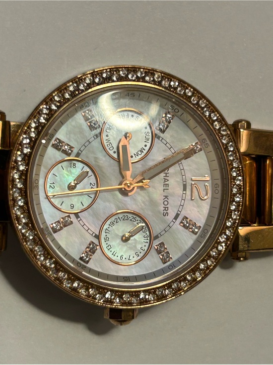 Michael Kors Women’s Gold‑Tone Chronograph Watch MK5616 — Box & Tags main image 5